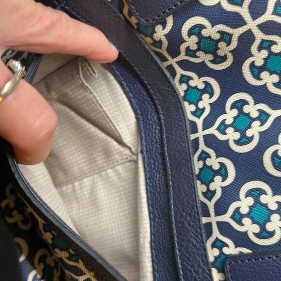 Brighton Renata Blue Medallion Tote Shoulder Bag Handbag Purse Coated Canvas - Picture 12 of 12